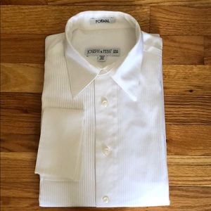 Men’s tuxedo shirt